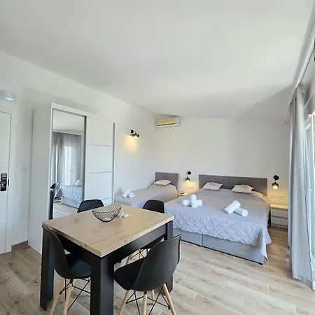 Sunce 3* Podaca